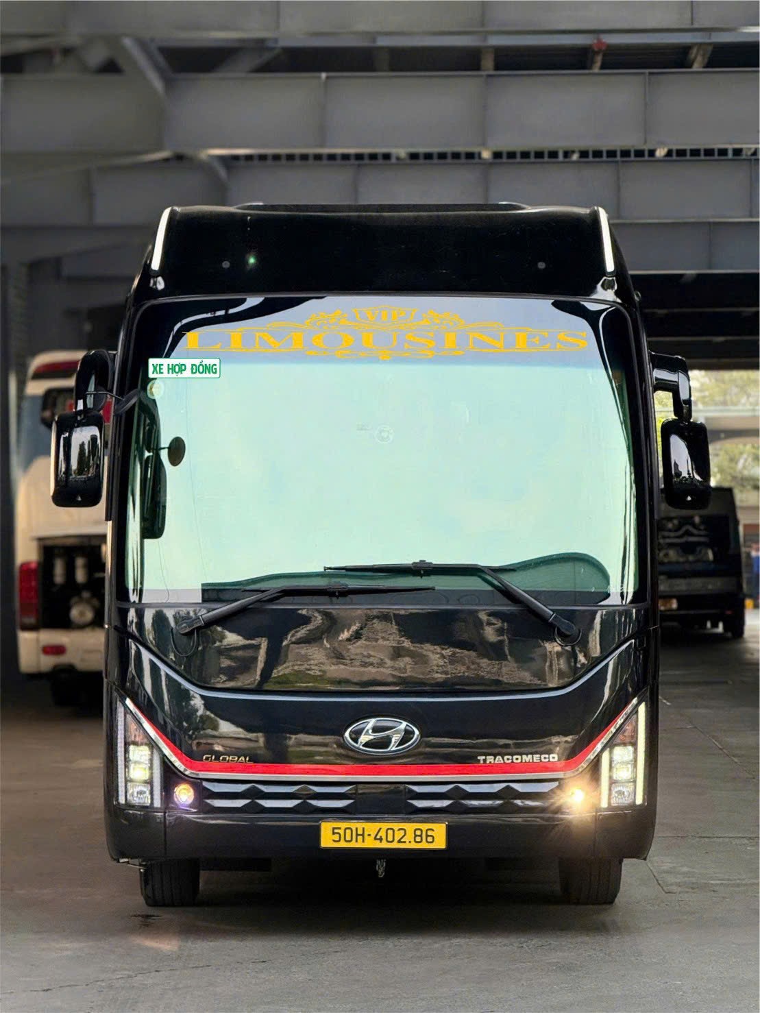 Xe Limousine 19 ghế VIP Hạng thương gia