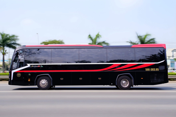 Thuê xe Limousine 28 GHẾ VIP