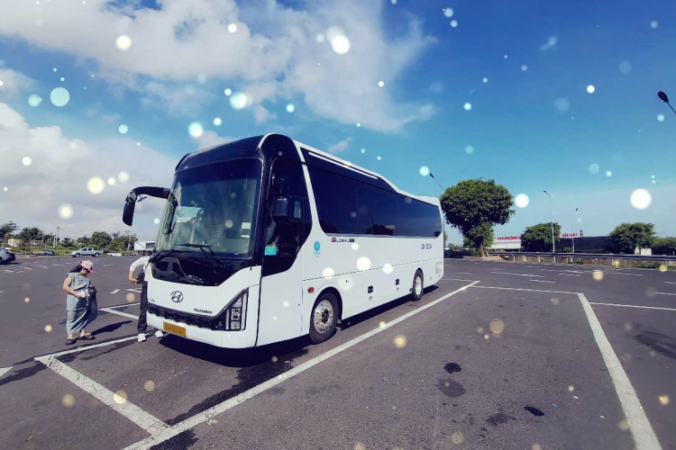 Thuê xe Hyundai 29 chỗ