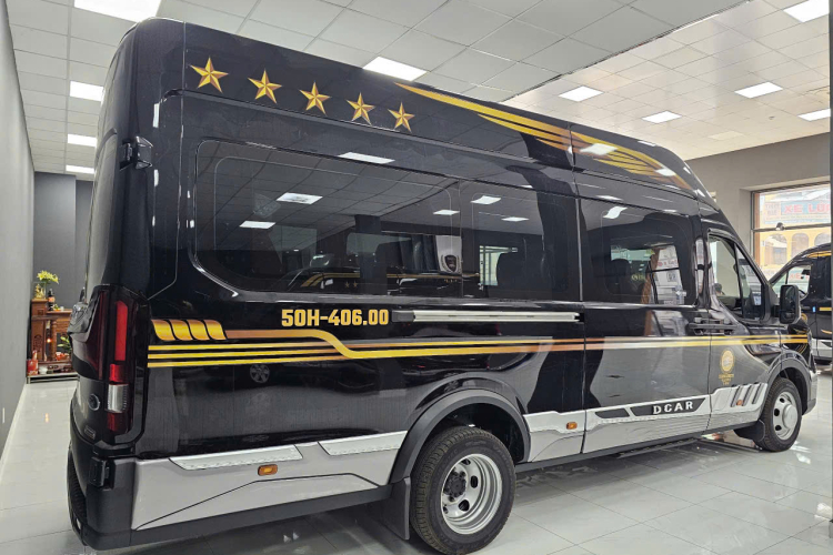 Thuê xe du lịch 10 Chỗ